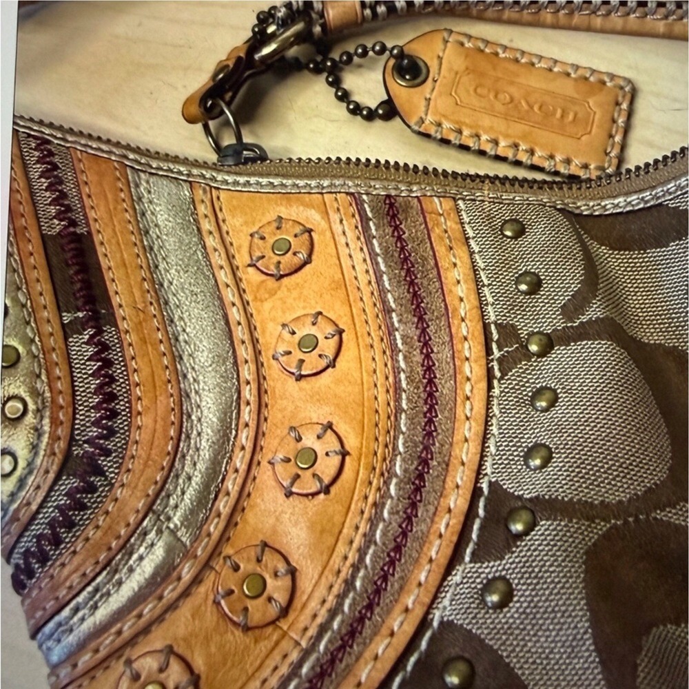 Coach Mia SoHo Large Hobo Patchwork Leather Canvas 2006 EUC - Picture 4 of 6
